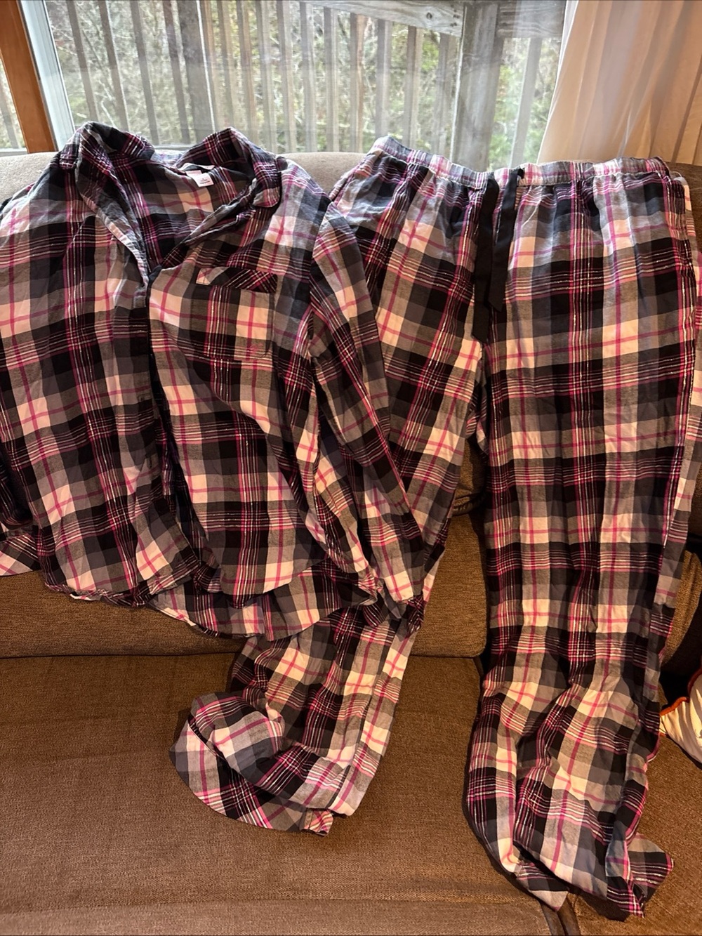 Victorias Secret Black Pink Silver Metallic Plaid 2pc Pajama Set Long Sleeve M